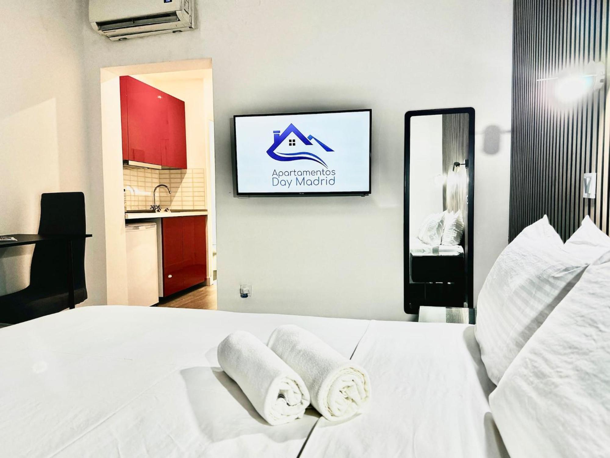 Apartamentos Day Madrid Callao Centro Gran Via Sol Malasana Buitenkant foto