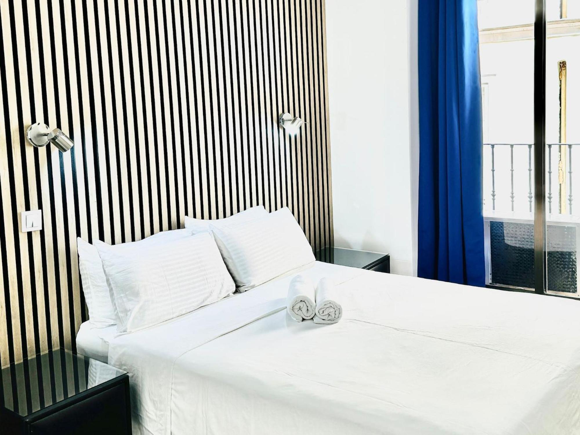 Apartamentos Day Madrid Callao Centro Gran Via Sol Malasana Buitenkant foto